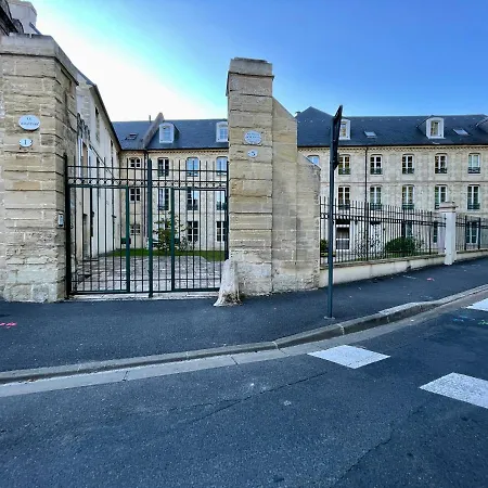 Le Monastere